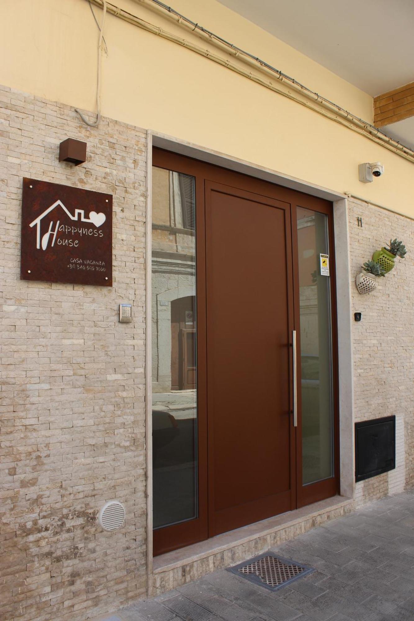 Happynesshouse_Locazione Turistica Daire Trani Dış mekan fotoğraf